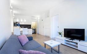 Urban Style Apartments By Loft